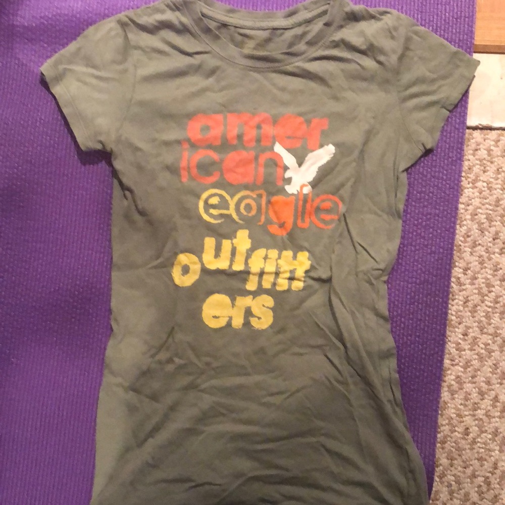 American eagle tee shirt size XS